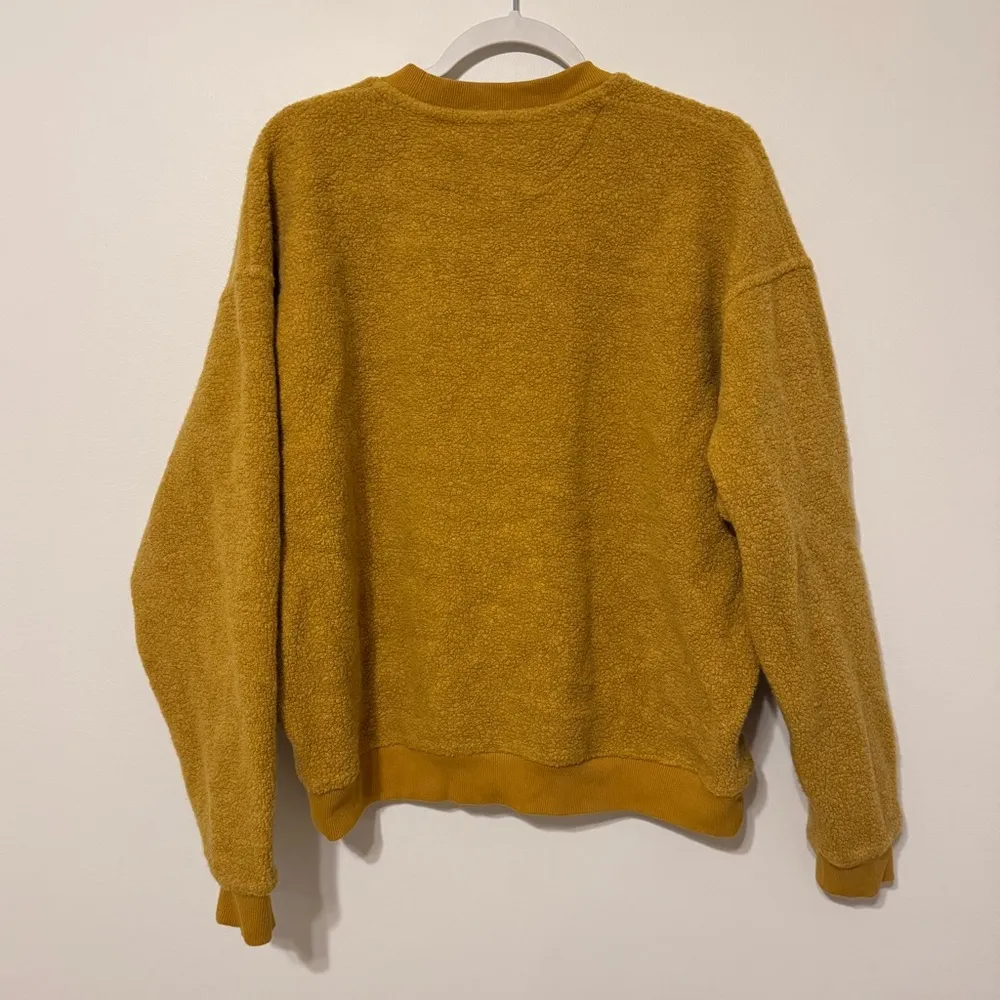 Outdoor Voices MegaFleece Sweatshirt Womens Medium Wool Crewneck Gold Yellow - Image 8