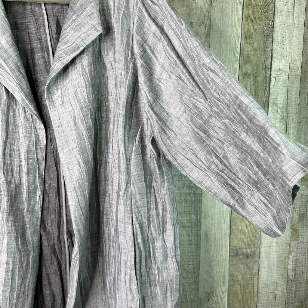 Eileen Fisher Size 1X Silver/Gray Linen Blend Crinkle Material Open Front Jacket - Image 4