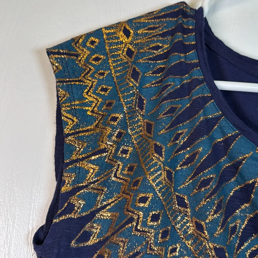 Lucky Brand Blue Metallic Gold Feather Scoop Neck Cap Sleeve Shirt Size Small - Image 3