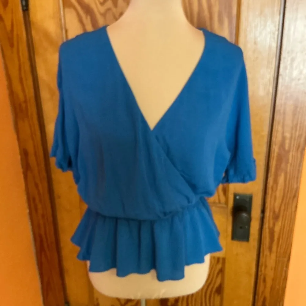 Francescas Collections Mi Ami plunging blue blouse Size L - Image 7