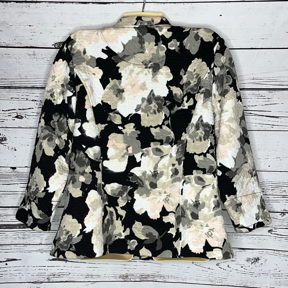 Isaac Mizrahi Live! Size L Watercolor Floral Print Quilted Snap Button Jacket - Image 2