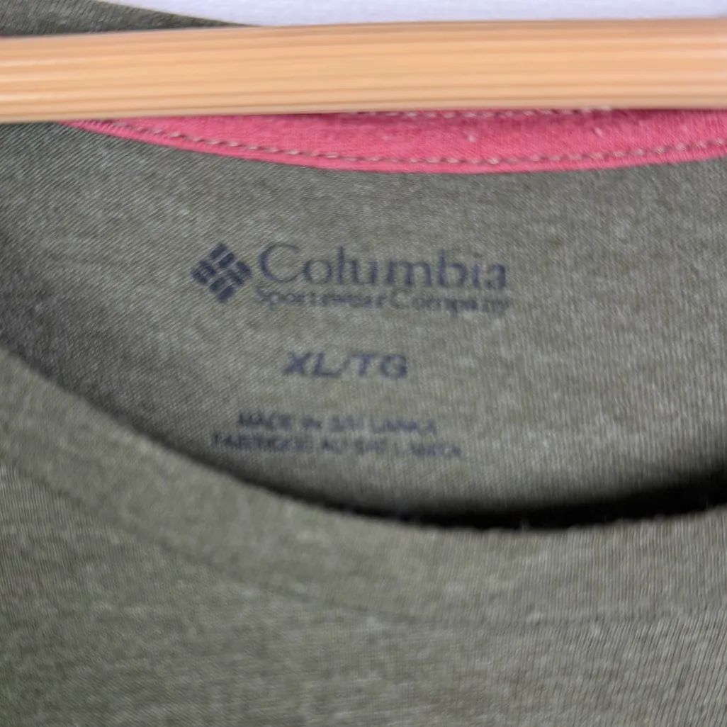 Columbia Bear Graphic T-Shirt Women’s XL Olive Green Outdoor Gorpcore Tee - Image 3
