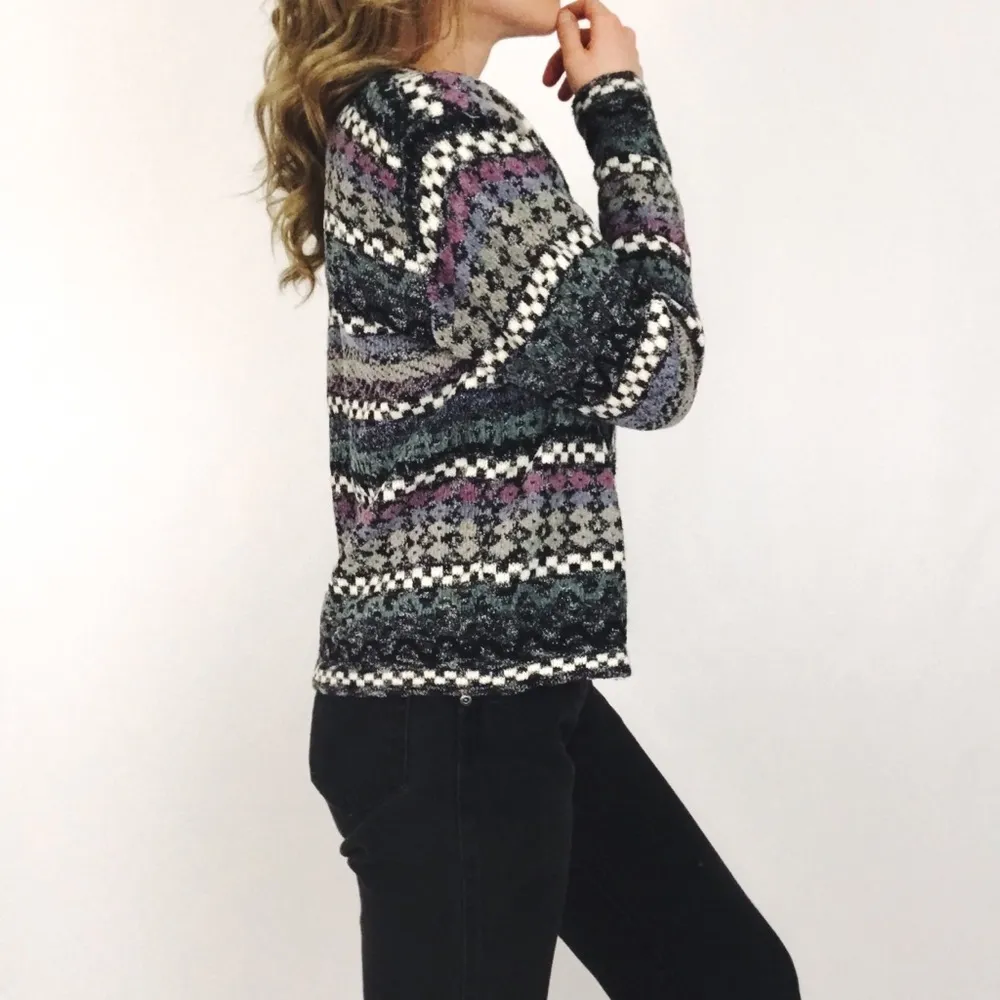 Vintage Patterned Chenille Button - Image 8