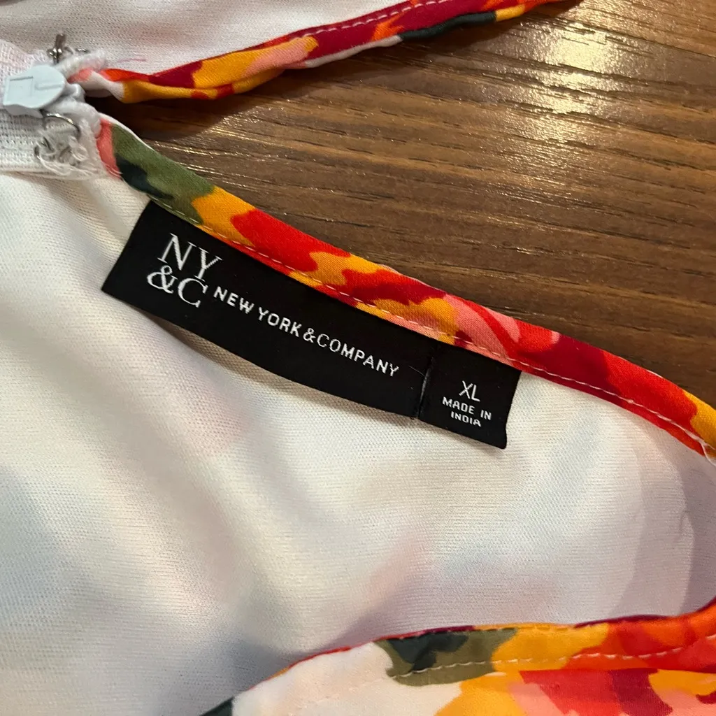 New York & Company women Floral Dress - Image 4