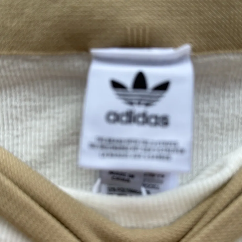 NWT Woman’s Adidas BRAMI  Cream and Tan Ribbed Biker Shorts Size XL Flexi Comfy - Image 3