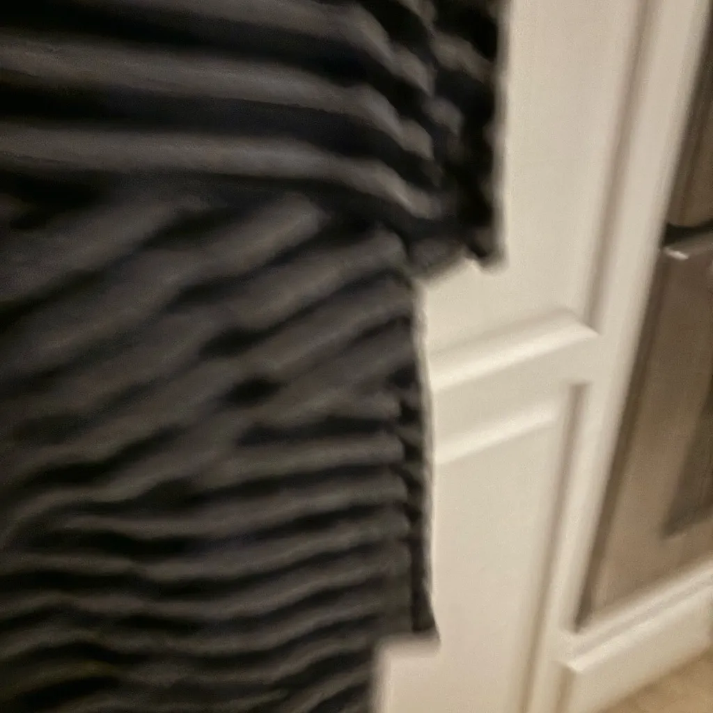 LOFT knit‎ dress.  Casual and comfortable.  Size M.  Layered look - Image 4