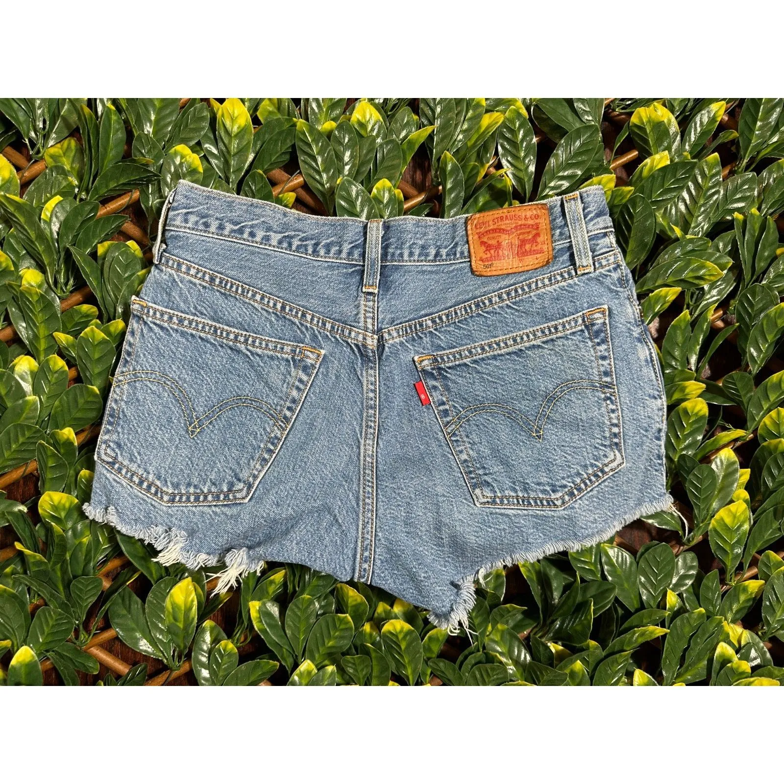 LEVI STRAUSS 501 Denim Shorts Size W26 - Image 2
