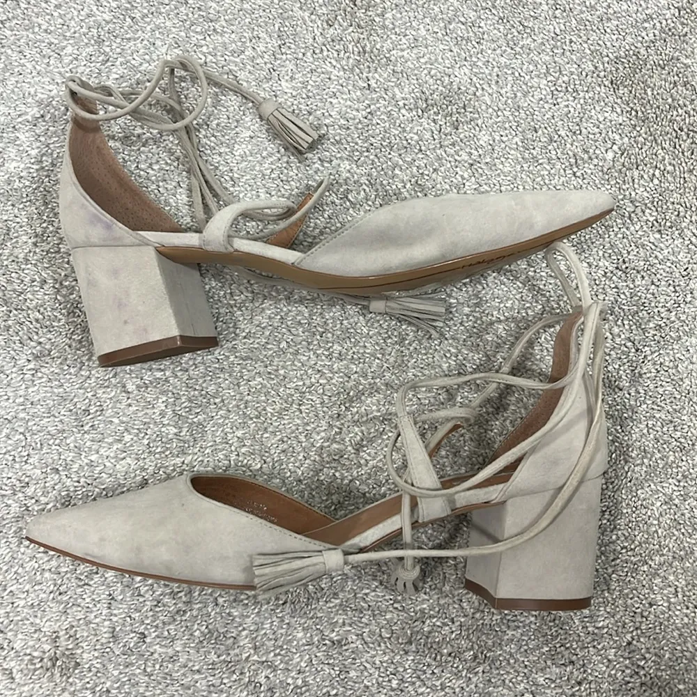 Halogen Size 9 Tan Beige Ankle Strap Suede Leather Heels - Image 2