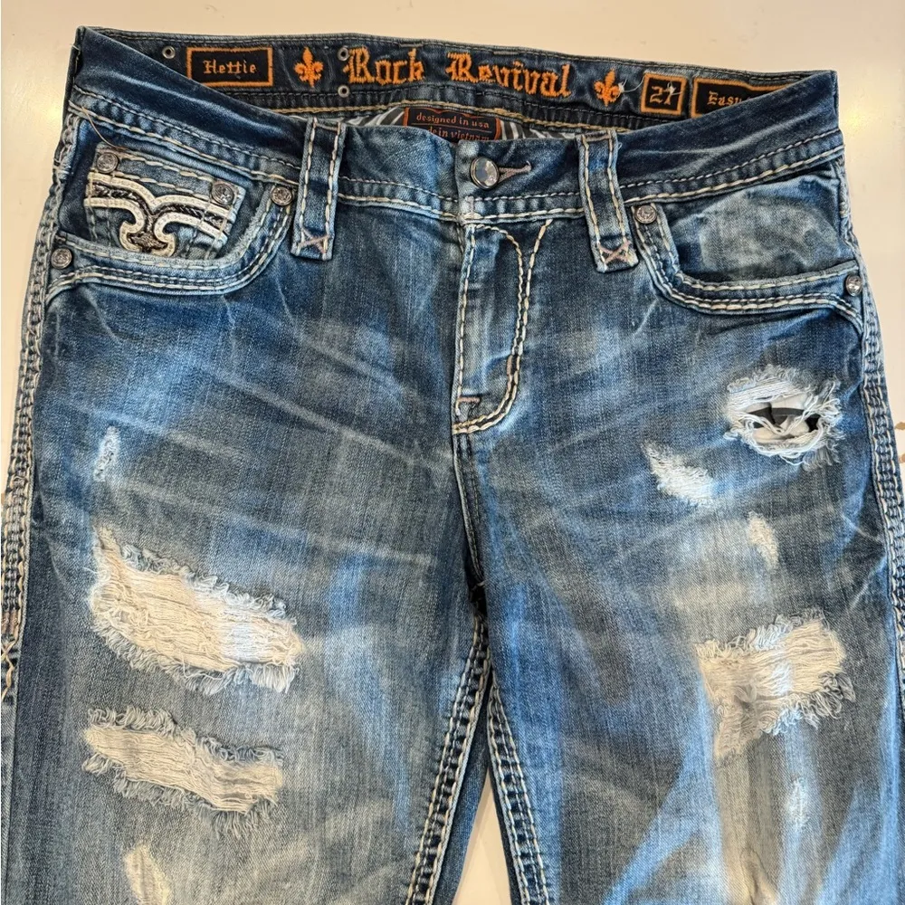 ROCK REVIVAL Hettie Stretch Cropped Jean Distressed Bling Pockets Size 27 - Image 4