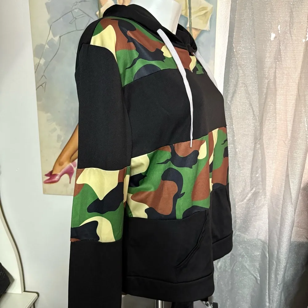 Women’s Plus Size Camouflage Color Block Hoodie - Image 12