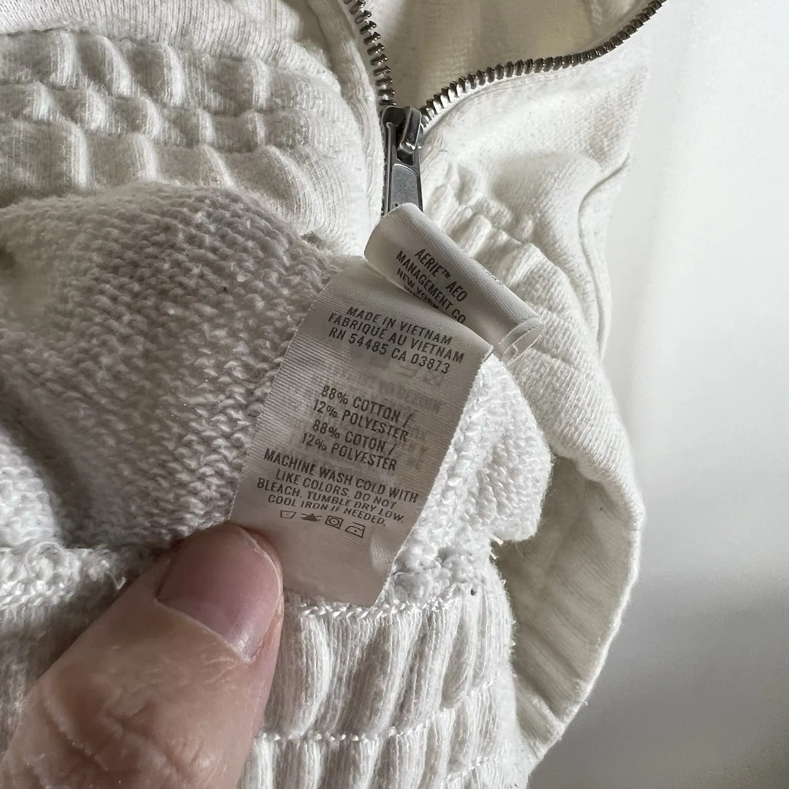 Aerie Womens Cropped Hoodie Sweatshirt Full Zip Pockets‎ Size Medium White - Image 6