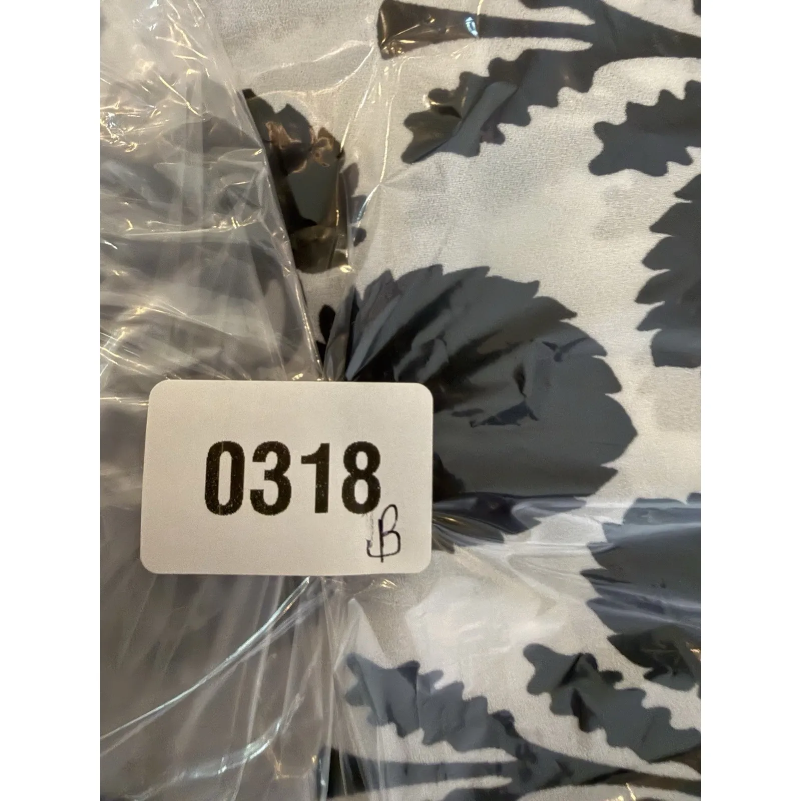 Talbots Womens XL Black‎ White Geometric Blouse Top Preppy Career Going Out - Image 8