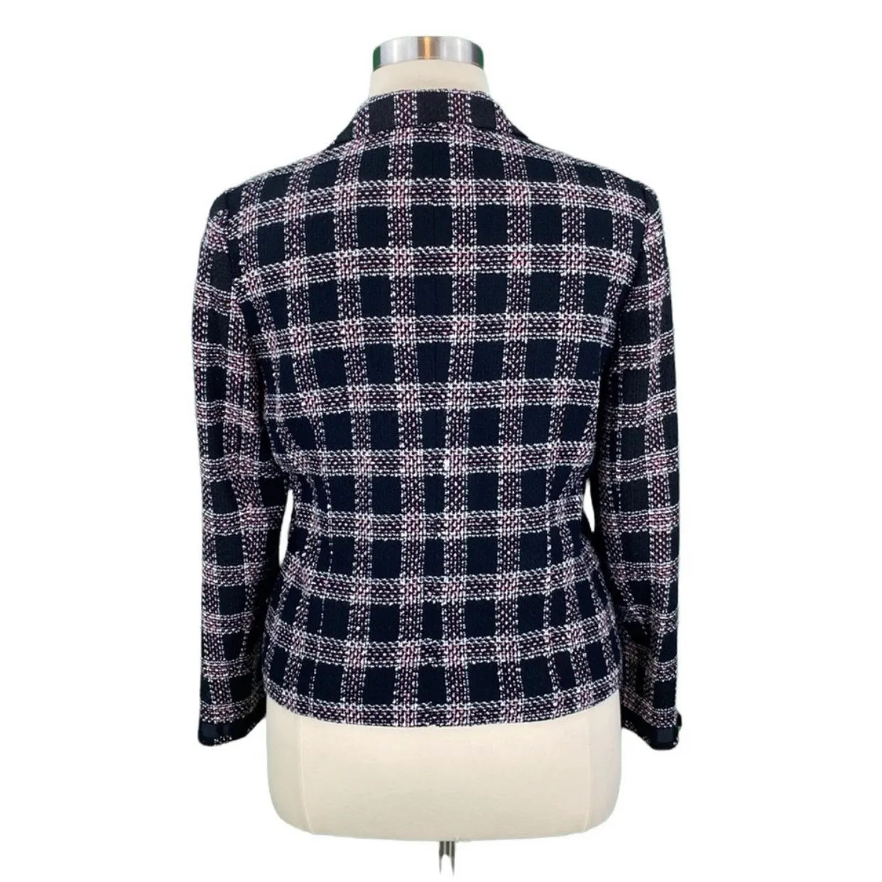 Petite Classic Black & Pink Plaid Tweed Jacket - Image 8