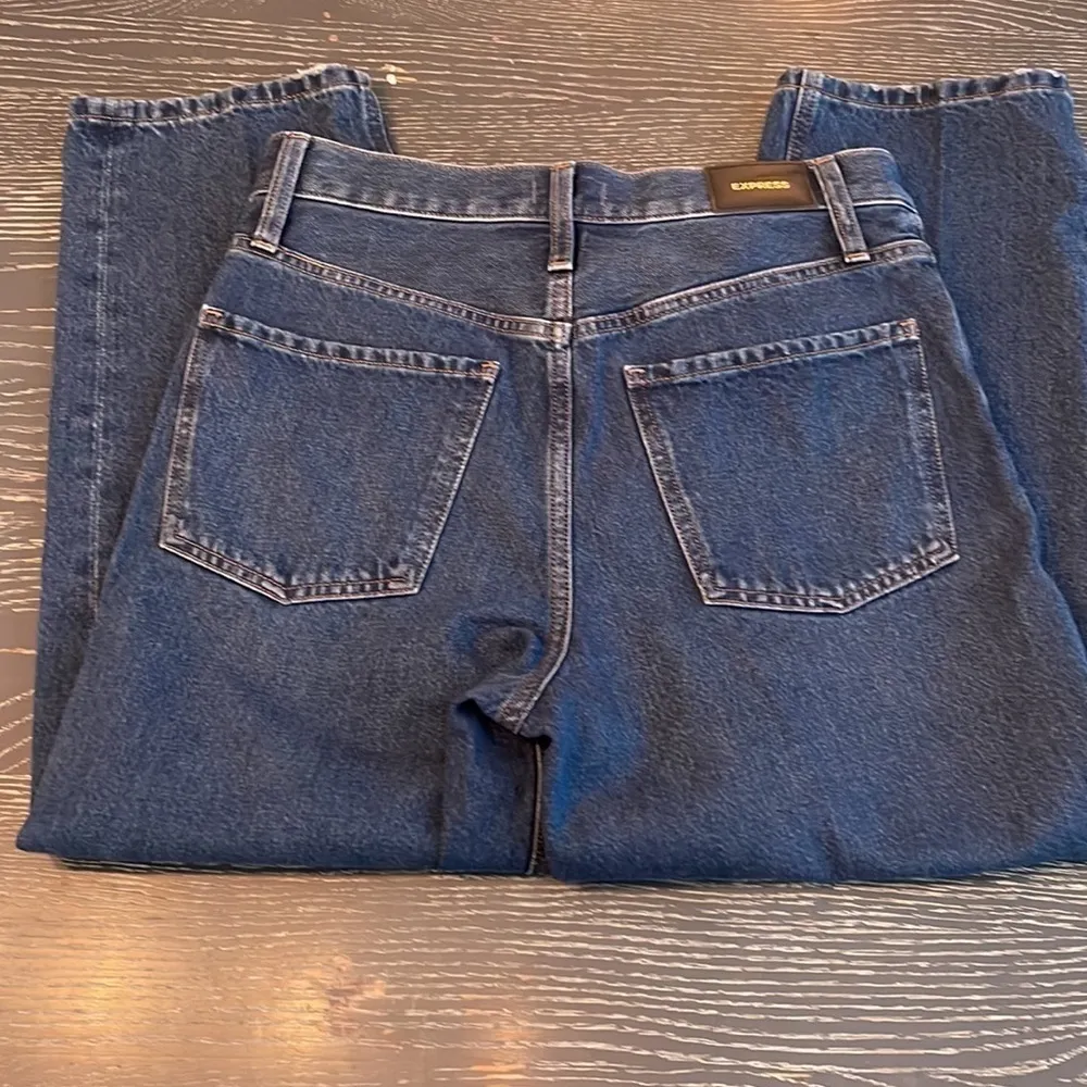 Express High Waisted Original Crop Dad Jeans, Size 4 New - Image 9