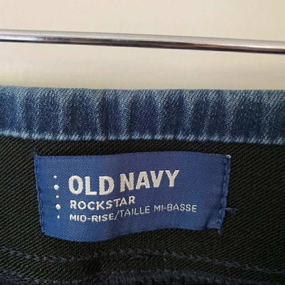 Old Navy rockstar Mid rise distressed size 2P - Image 4