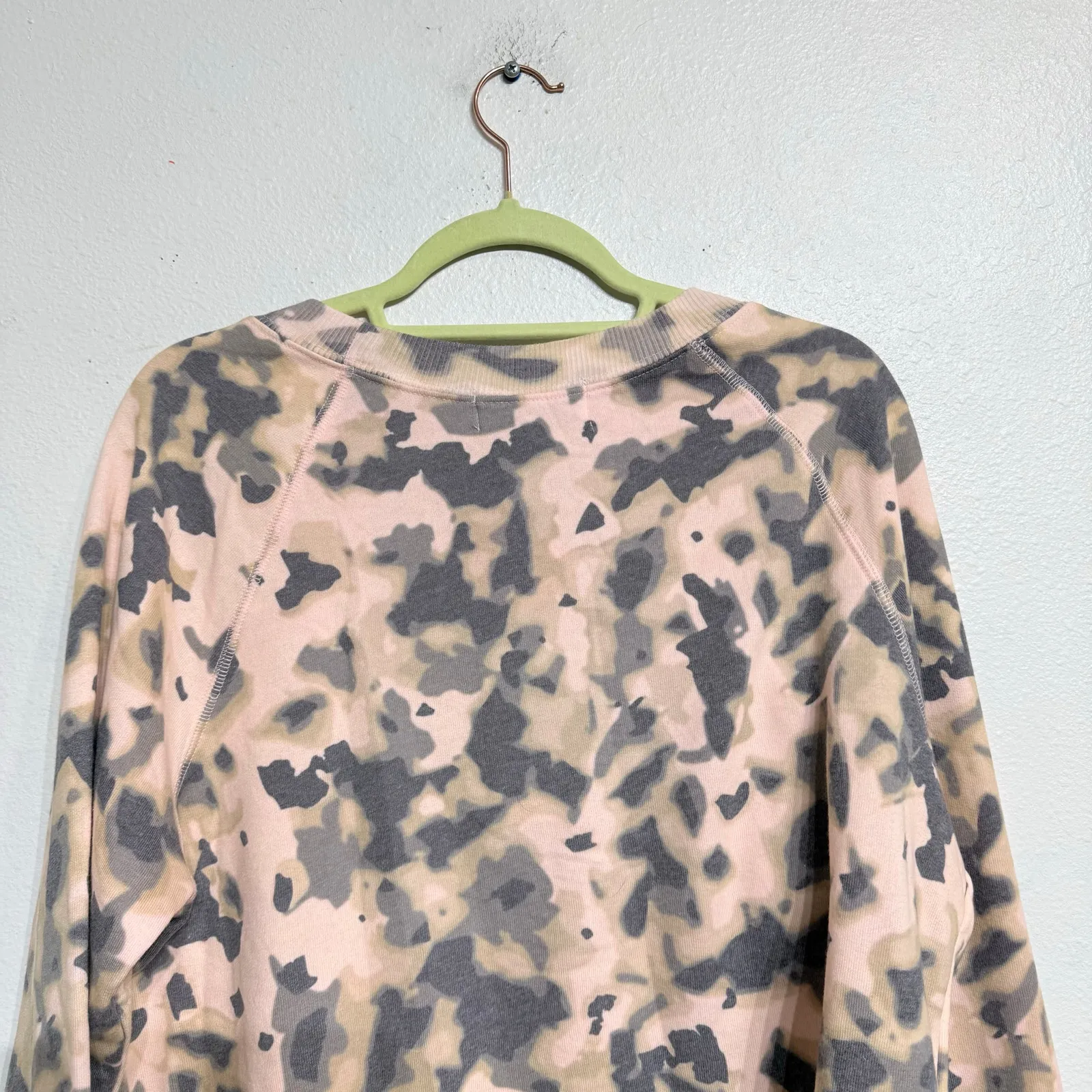 Wildfox Sommers Multicolor Tortoise Shell Pullover Sweater Sz S NWT - Image 9