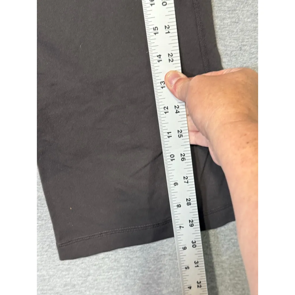 Women's Lululemon Crop Yoga Pants Size M Brown - Image 5