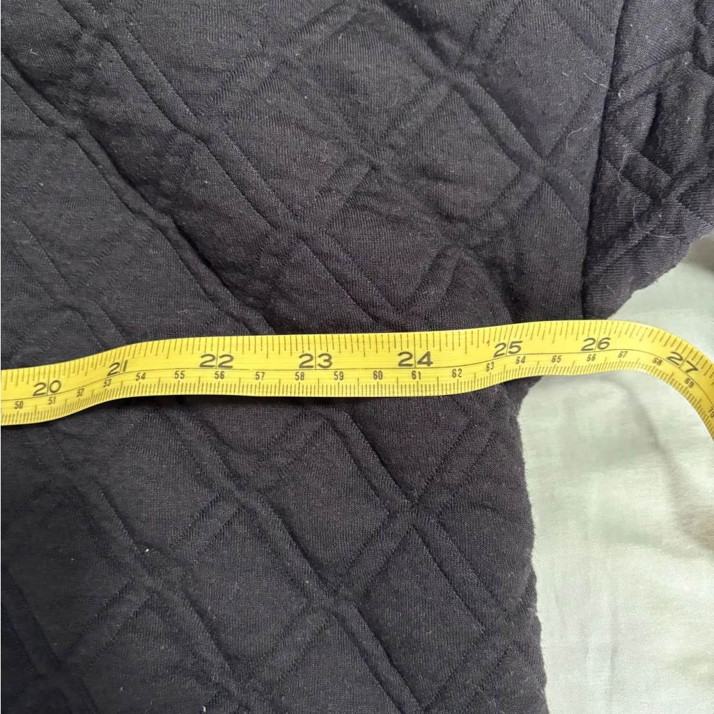 Tuckernuck Sport Black Quilted Sweatshirt Size‎ M/L 3/4 Sleeves EUC - Image 3