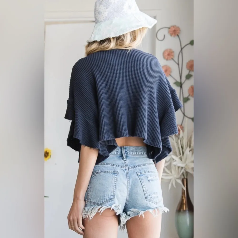 BUCKETLIST Navy Blue Waffle Knit Raw Edge Flutter Sleeve Slouchy Cropped Top NEW Size L - Image 2