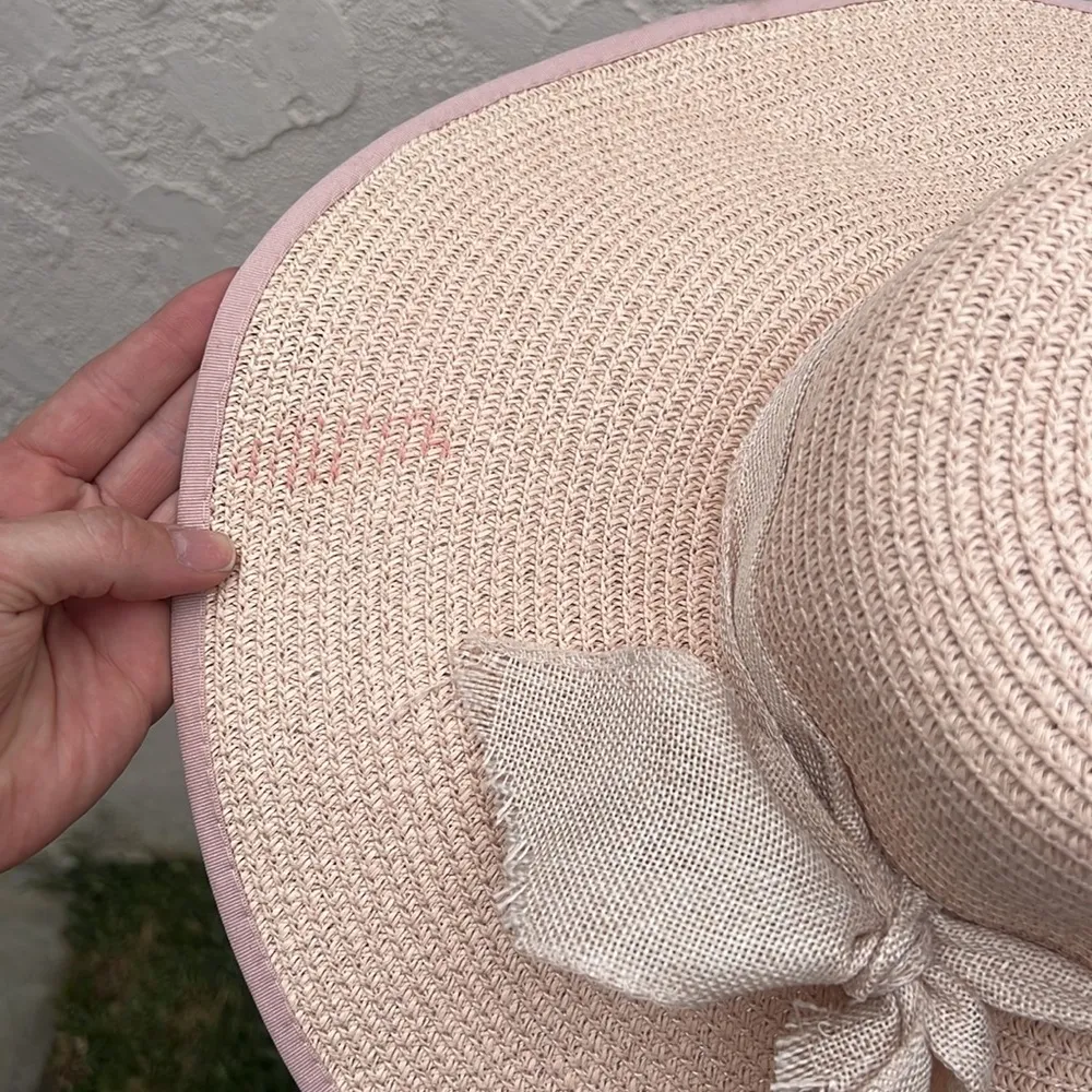 17” light pink floppy beach derby hat - Image 2