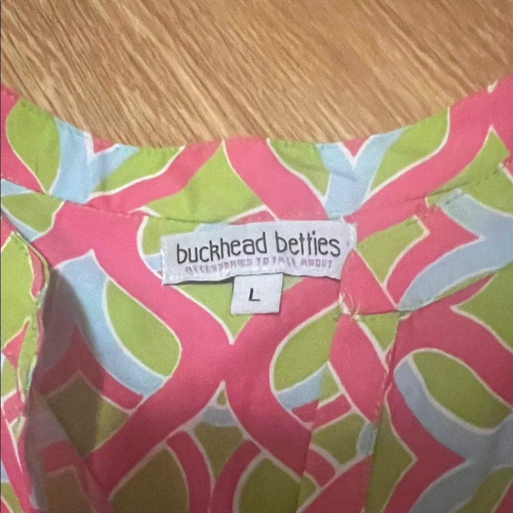 Buckhead berries Chic Pink and Green Geometric Blouse large excellent condition - Image 2