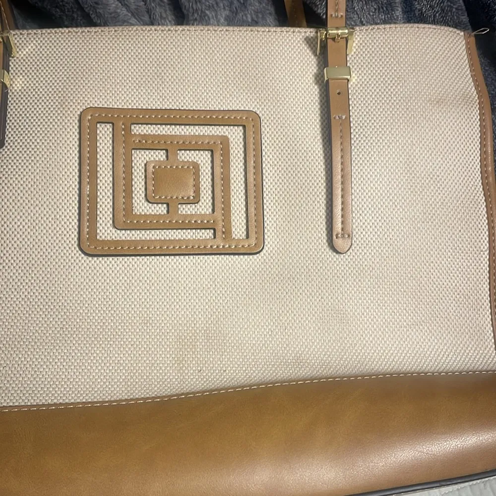 Liz Claiborne purse - Image 2