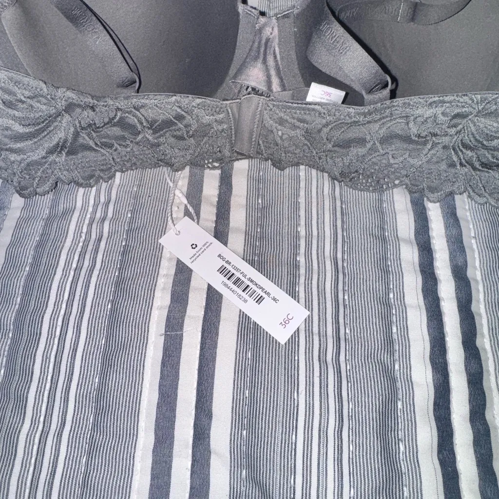 Adore Me Women’s Jainey Contour Plunge Bra Smoky Dark Gray 36C Lace Detail NWT - Image 7