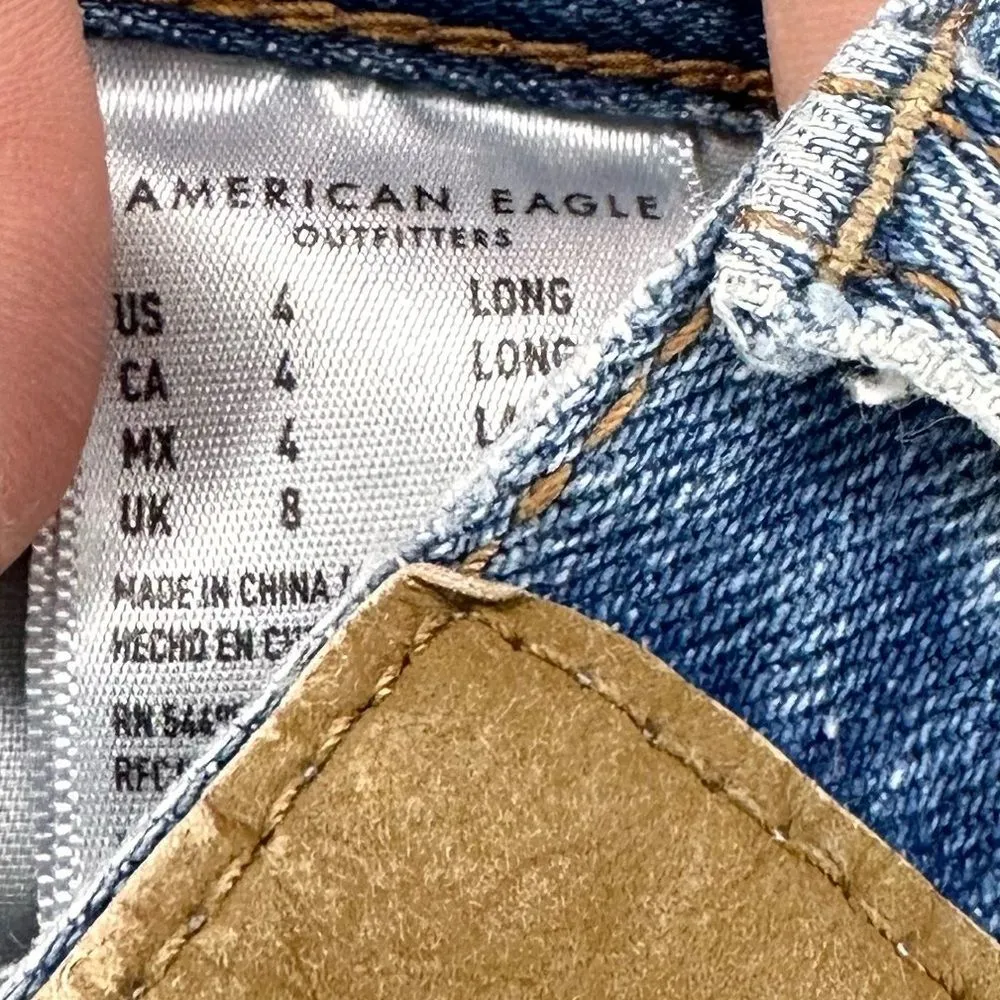 American Eagle Mom High Waisted Distressed Med Light Wash Jeans size 4L - Image 6
