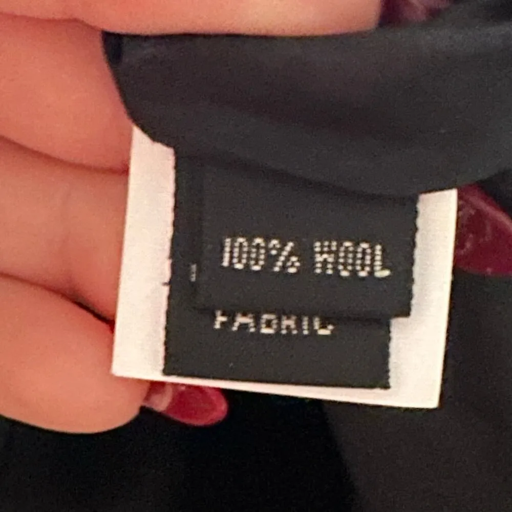 Marc Jacobs Black Cropped Wool Trousers Size 0 - Image 2