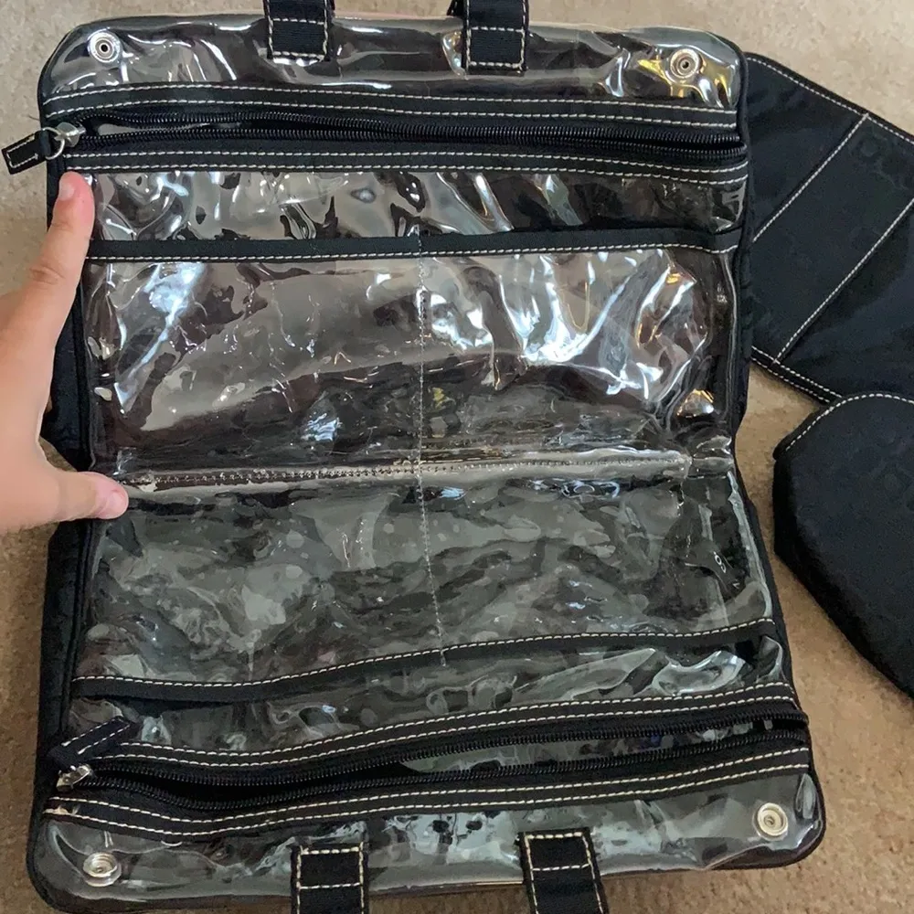 Liz and Co ✨3 for $15✨Black Toiletry Travel Bags Set - Image 2