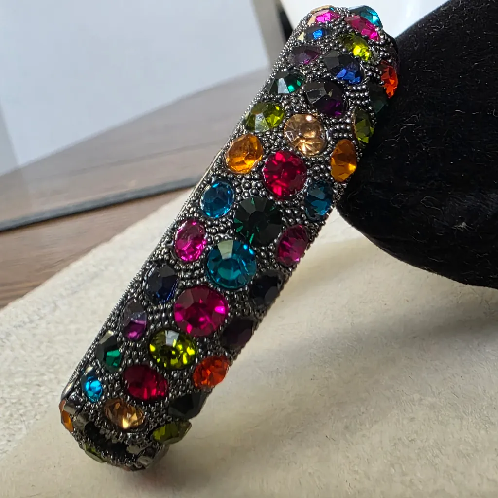 Vintage Oxidized Silver Multi Color Crystal Clamper Hinge Bangle Bracelet - Image 6
