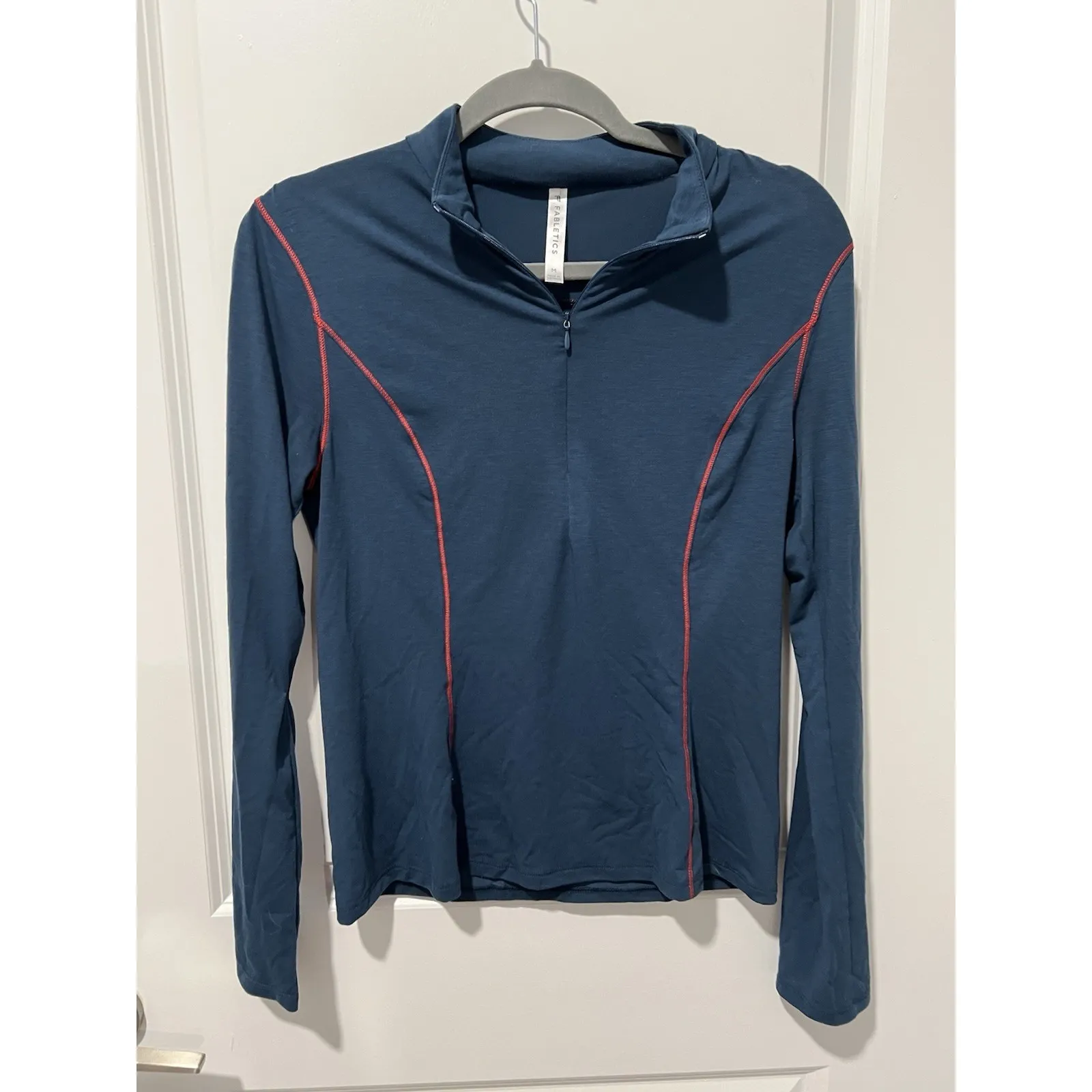 Fabletics Wool Base Layer Long-Sleeve Half Zip - Size Medium‎ - Blue - Hiking - Image 2