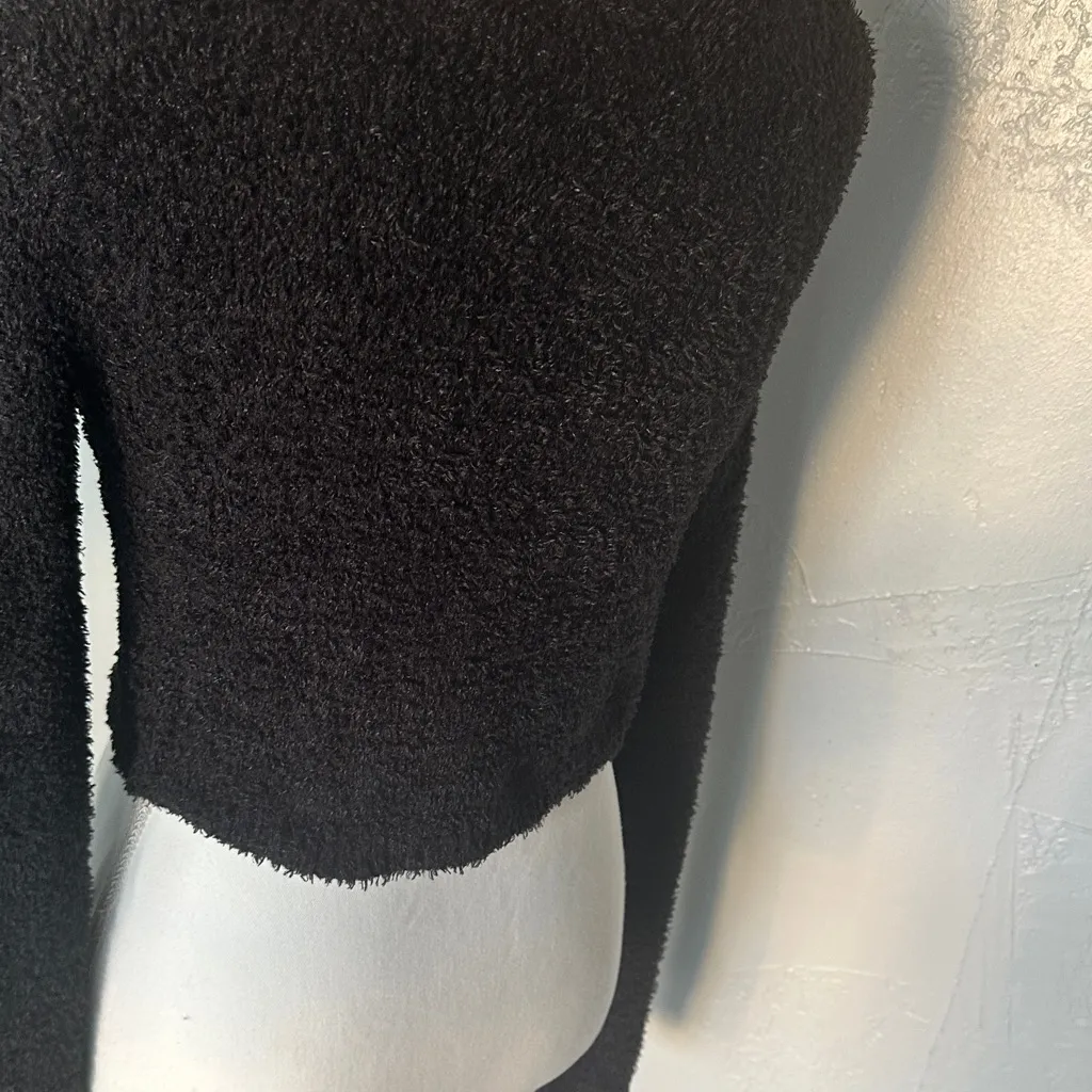 Olive & Oak Textured Black Crew Neck Sweater - Image 10