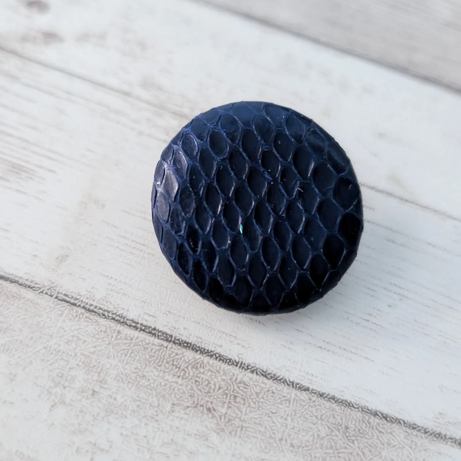 Vintage Clip On Earrings Dark Blue Scales Design 1 & 1/8" - Image 3