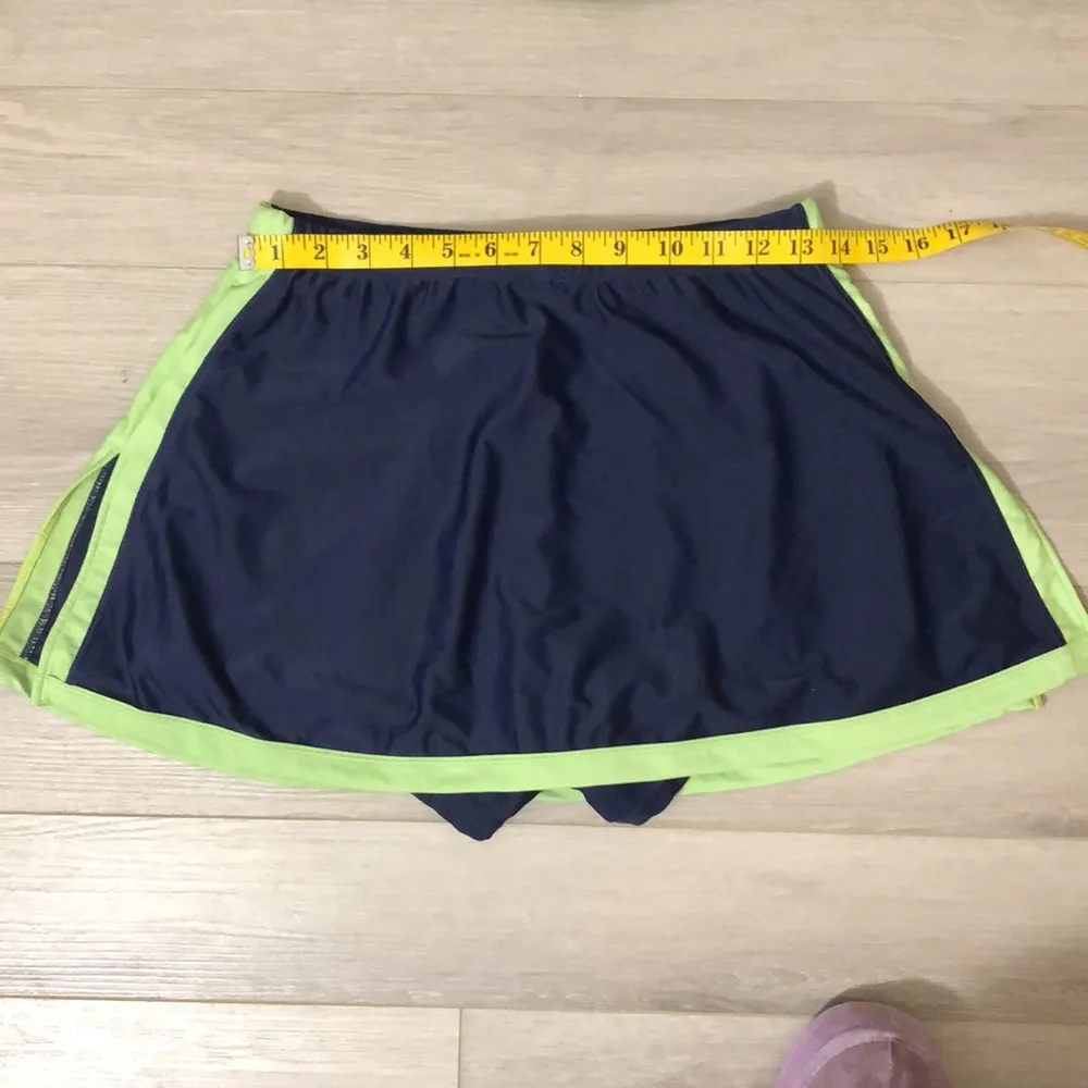 tennis set tank top with built in bra and skort size 12 Medium - Image 7