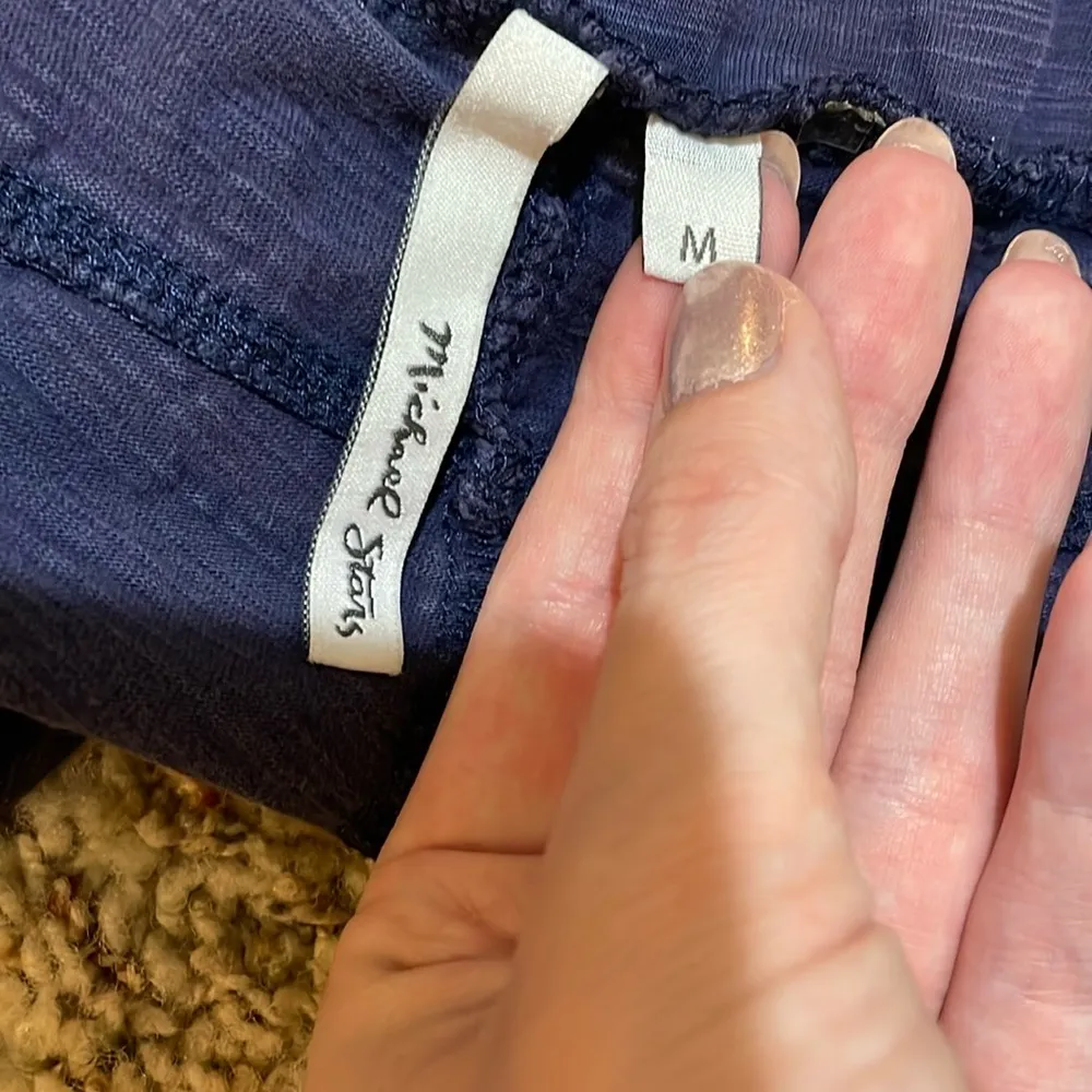 Michael Stars 100% Cotton Cuffed Navy Blue Casual Shorts Elastic Waist Medium - Image 2