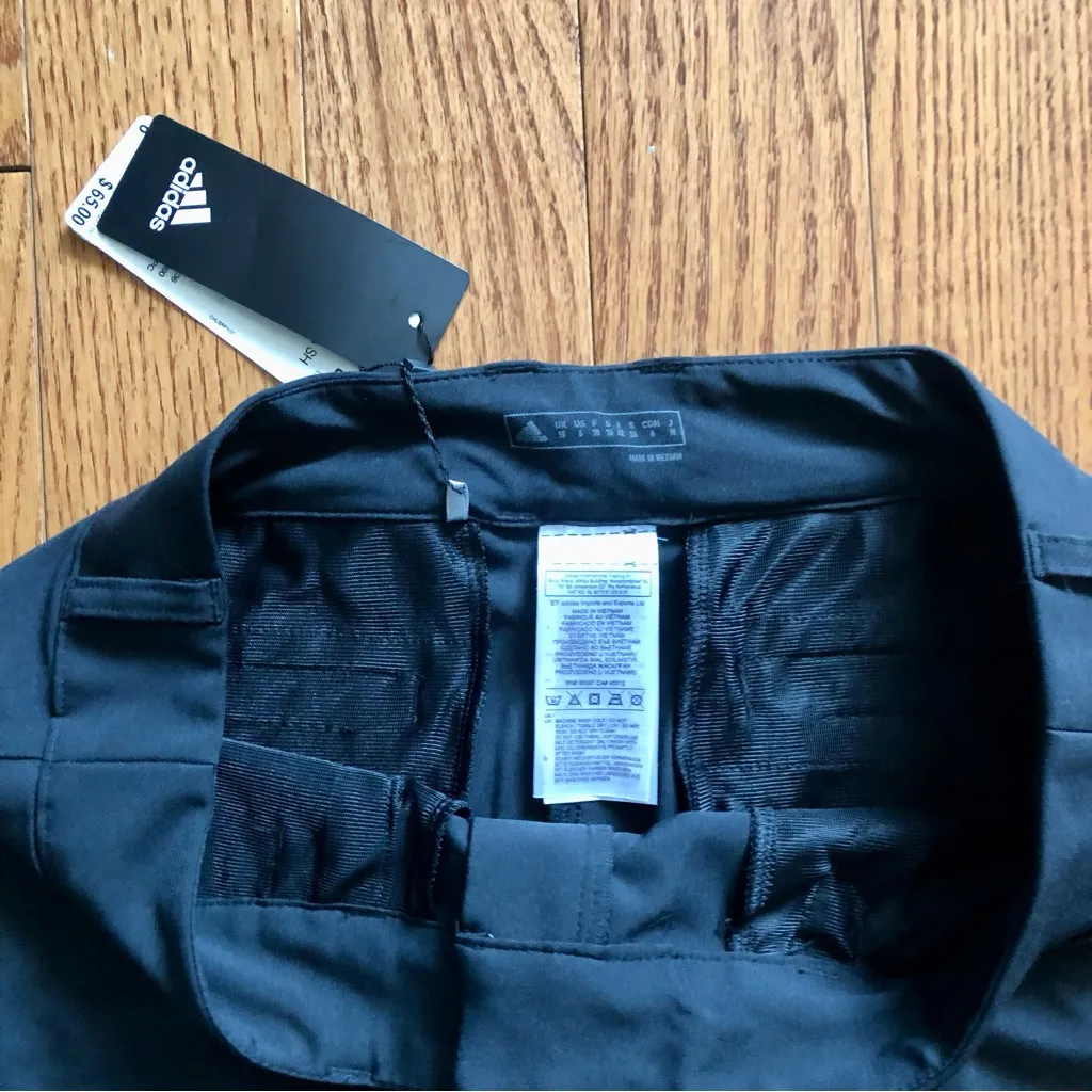 Adidas RARE Solid 7 Inch Black Golf Shorts Women’s Size 6 NWT - Image 4