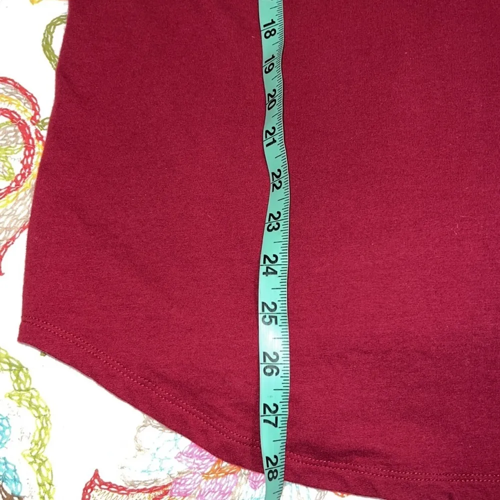 Crown & Ivy womens size 0X long sleeve tee burgundy happy fall Yall on back - Image 6