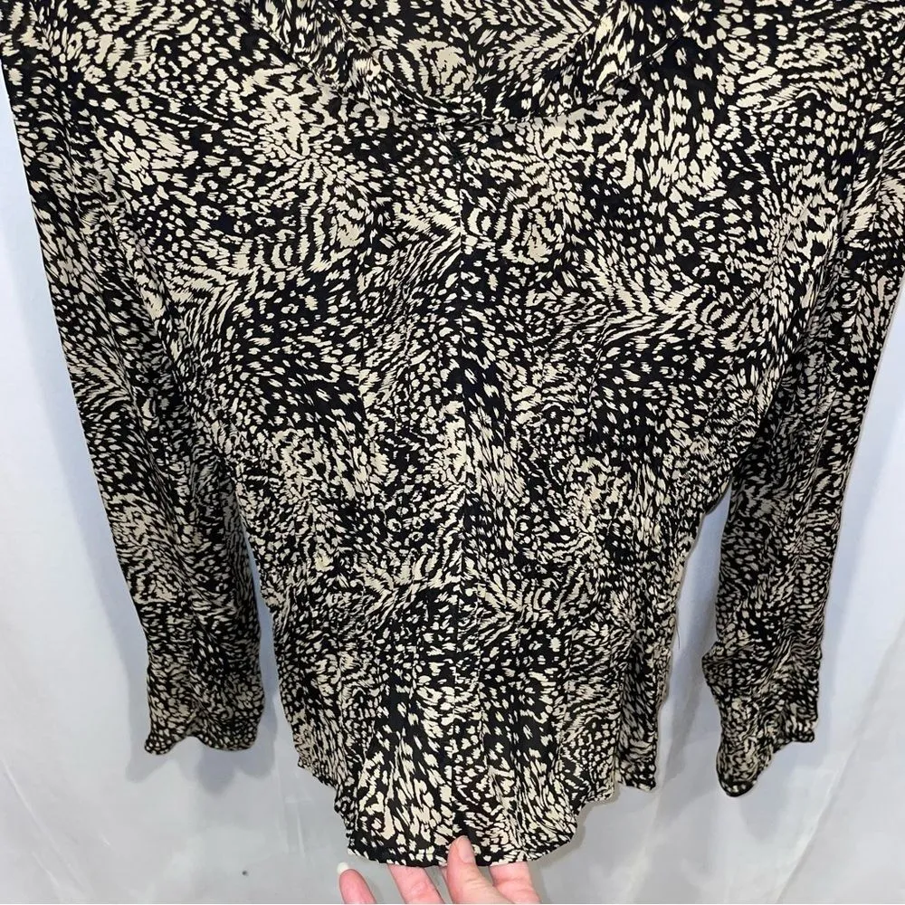 Y2K silk Classiques Entier floral ruffle collar blouse flowy vneck black tan - Image 5