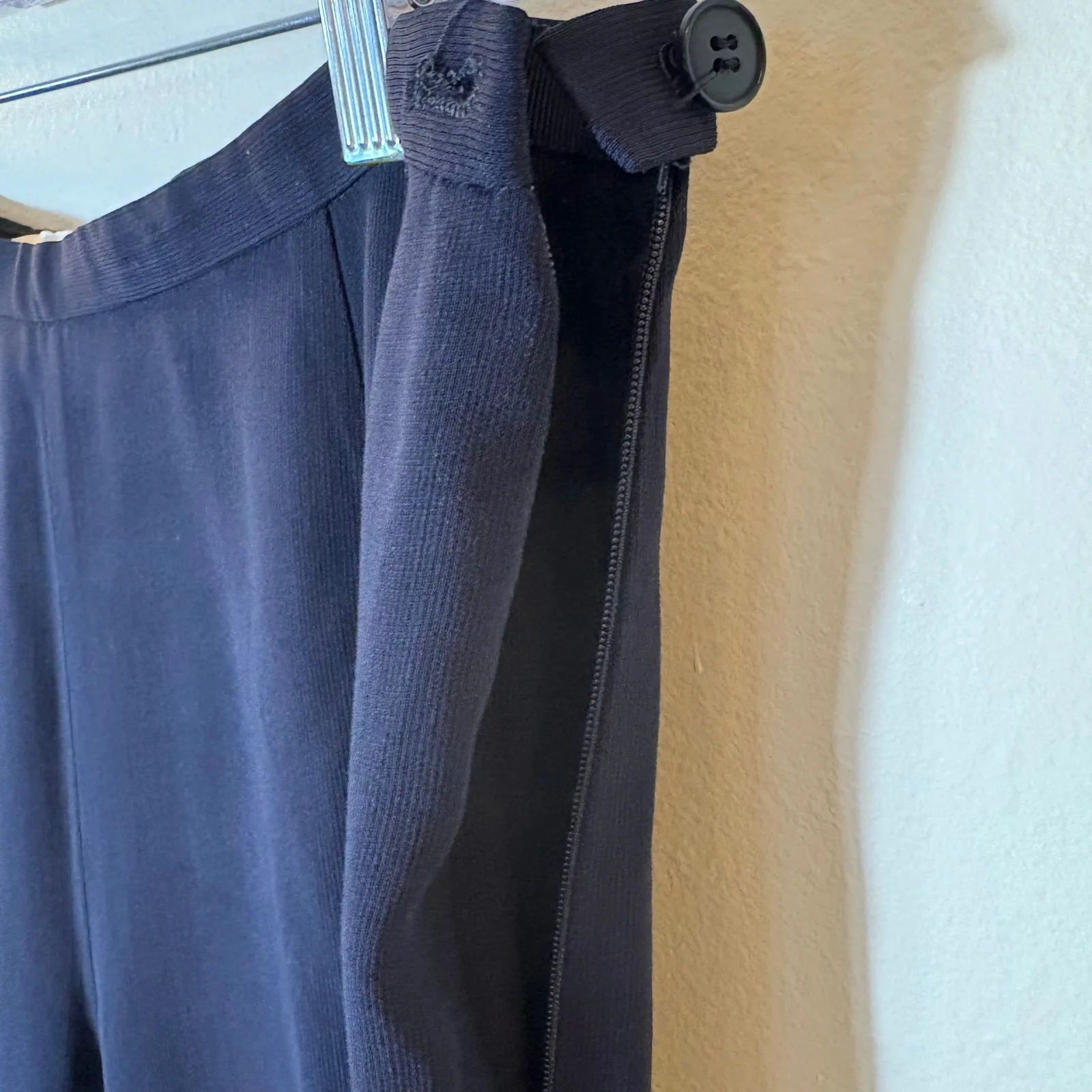 Giorgio Armani Le Collezioni Navy Blue Wool Blend Trousers Size 14 Made in Italy - Image 6