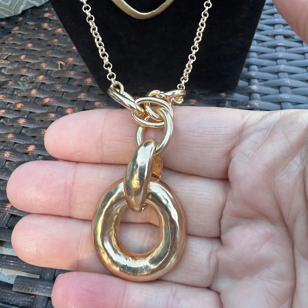 Soft Surrounding Multi - Image 3