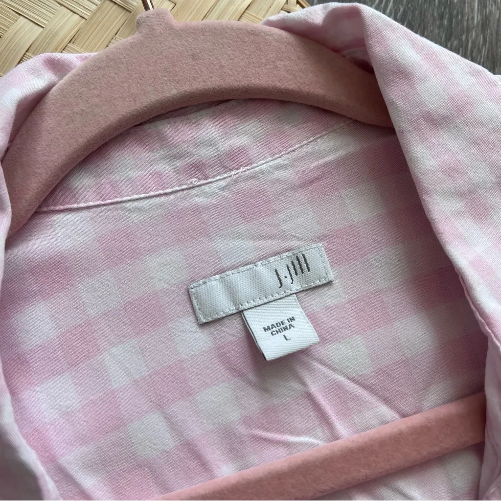 J.‎ Jill pink gingham print popover blouse Size L - Image 2