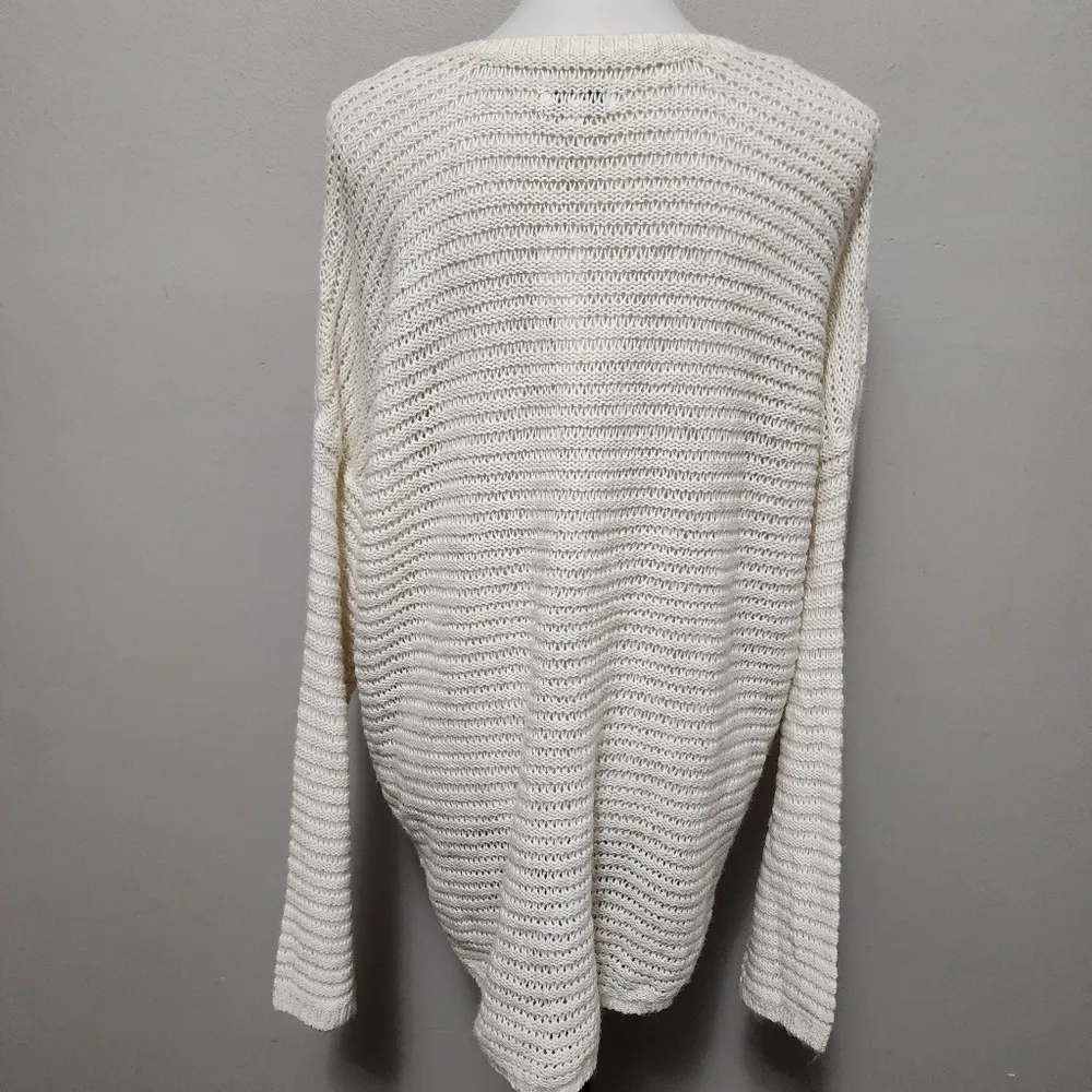 Sonoma cream vneck tunic sweater size large - Image 5