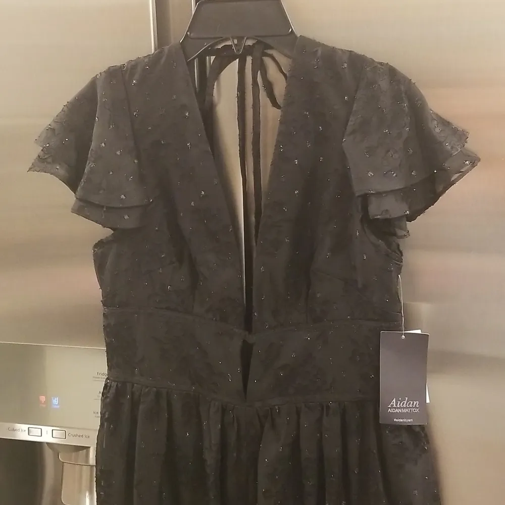 💕AIDAN MATTOX💕 Plunging V-Neck Flutter Sleeve Gown Black Burnout Floral 8 NWT - Image 10