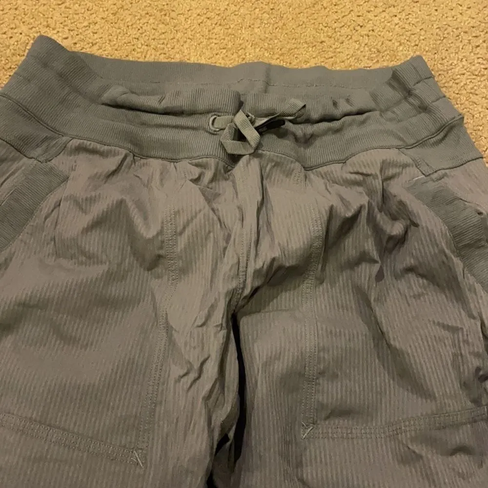 Lululemon Women’s Grey Studio Crop Pants - No Liner - Image 6