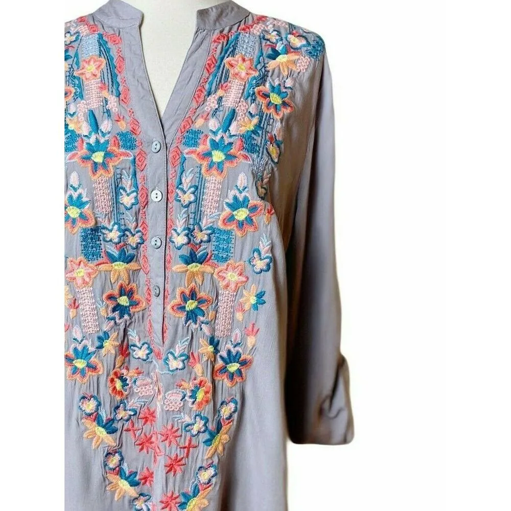 LUNA MOON Gray Floral Embroidered Blouse Peasant Top 3/4 Sleeve Small NWT ANTHRO - Image 10