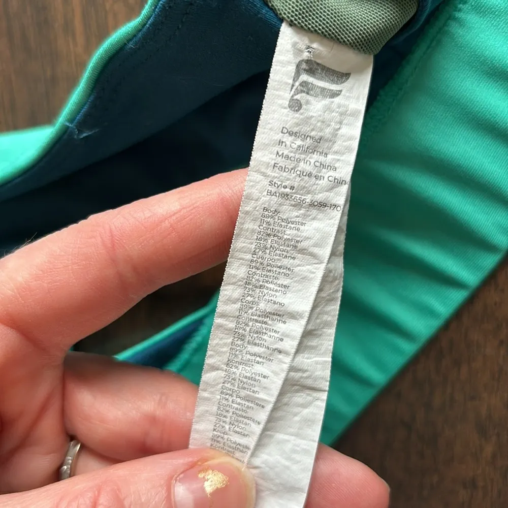 Fabletics No-Bounce Sports Bra Zip-Up Size Medium Green High Impact - Image 10