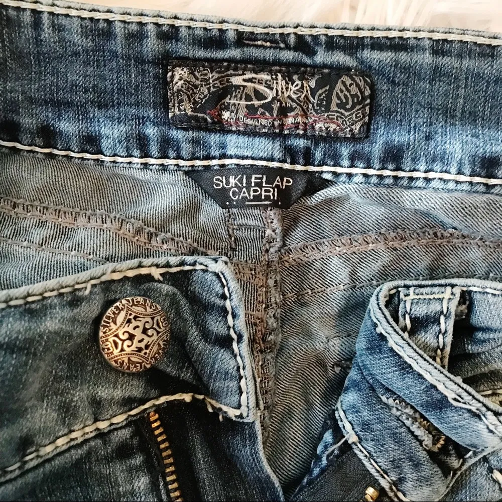 Silver Jeans Suki Flap Pocket Thick Stitch Stretch Capri Cropped Crop jeans 29 - Image 86