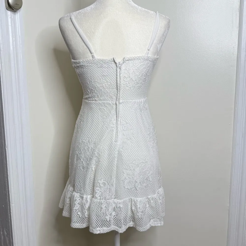 Speechless White Crochet Mini Dress Size Small Jr Boho Festival Floral Summer - Image 6