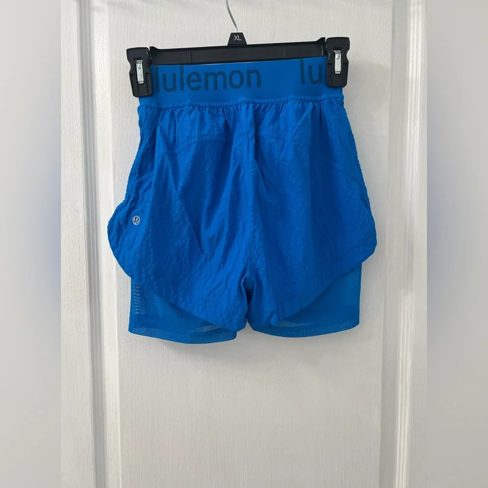 Lululemon  Logo Waistband High-Rise Training Short
Poolside(Size 2) - Image 8